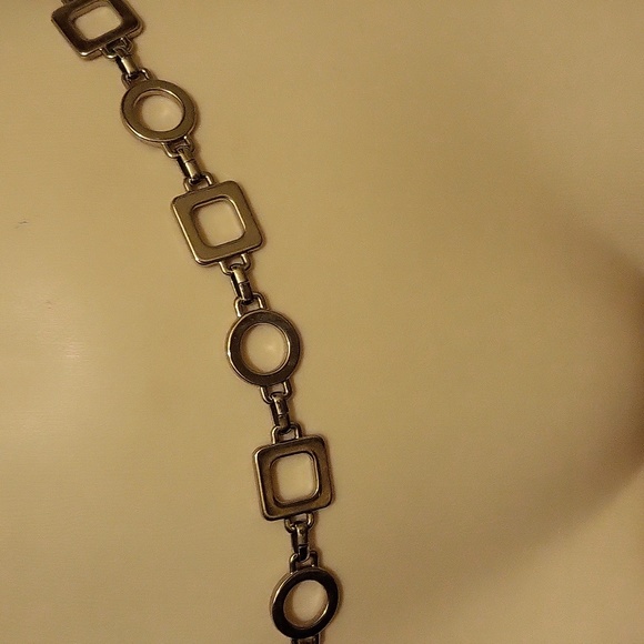 Steve Madden Square and Circle Silver Chain belt Size S/M - Picture 2 of 4